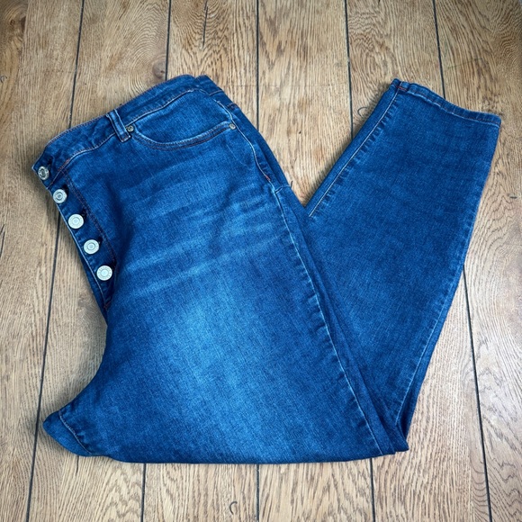 ELOQUII Stretchy Denim Jeans - Picture 7 of 10